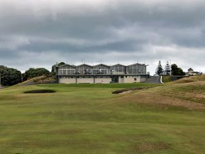 Paraparaumu Beach 18th Approach